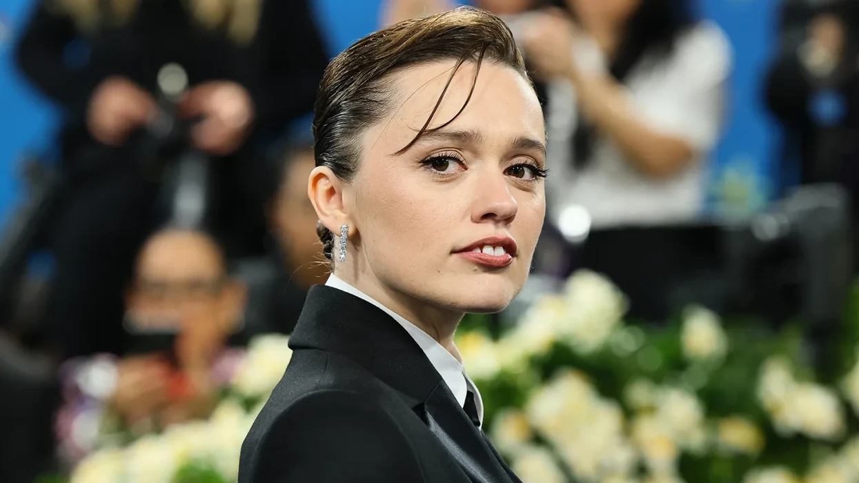 Aimee Lou Wood Is Paranoid After ‘SNL’ Teeth Sketch in New Promo for ‘SNL UK’