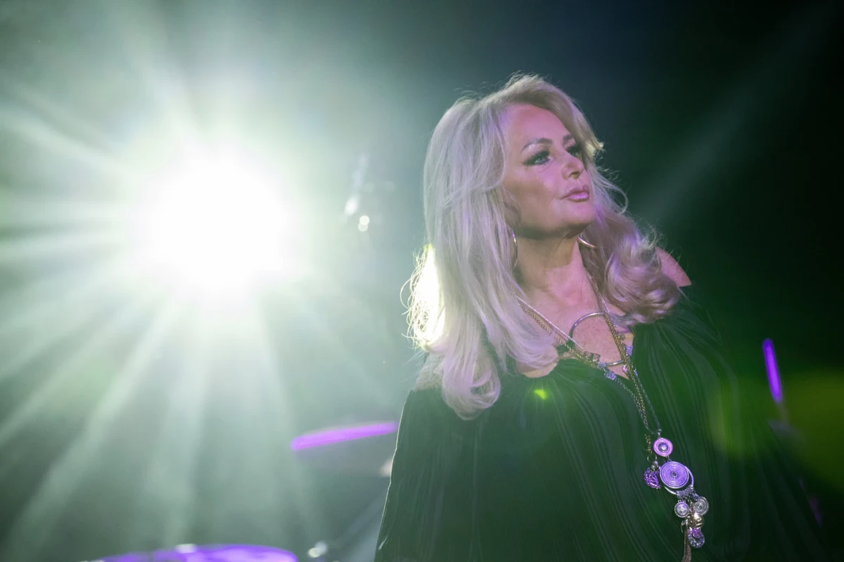 Bonnie Tyler No Longer in Coma, But ‘Remains Very Unwell’ as Summer Tour Canceled