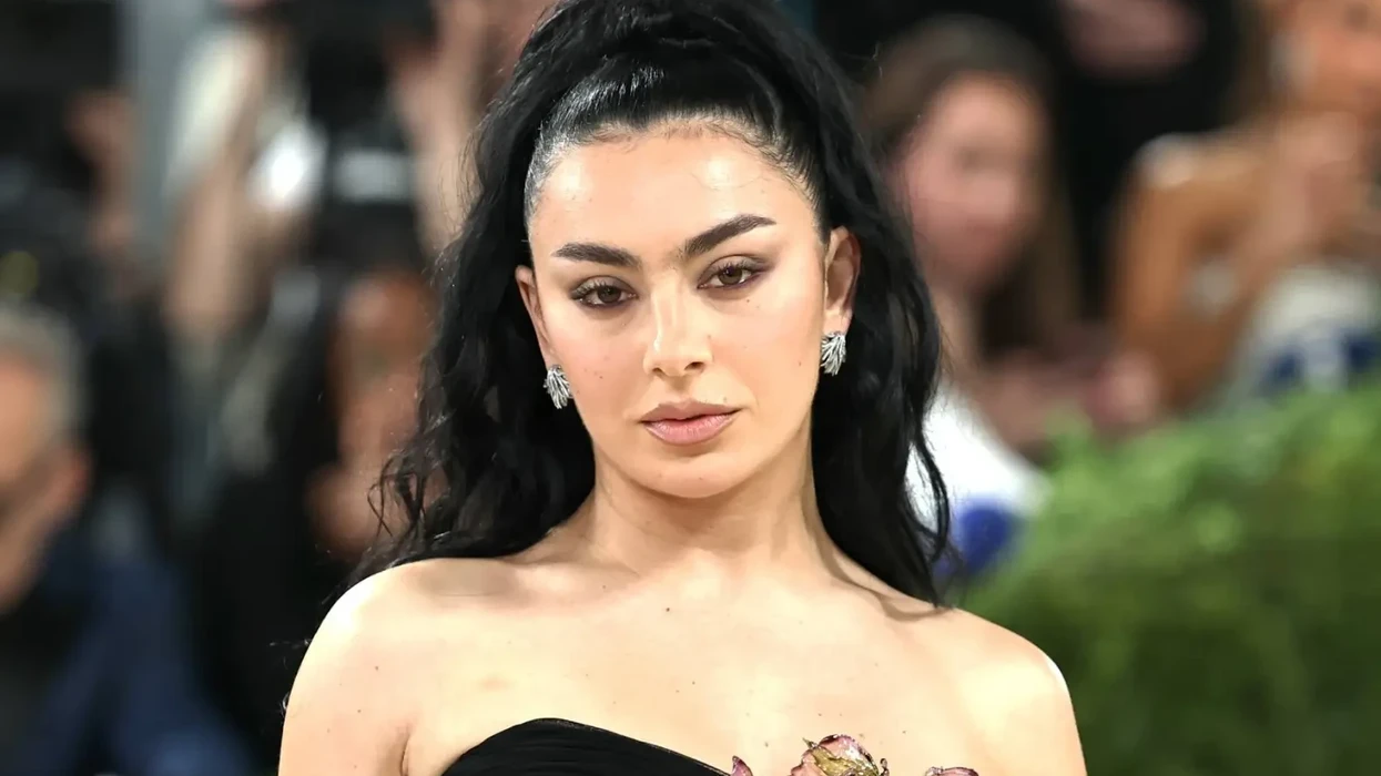 Charli XCX to Cameo in Martin Scorsese’s New Horror Film With Leonardo DiCaprio, Jennifer Lawrence