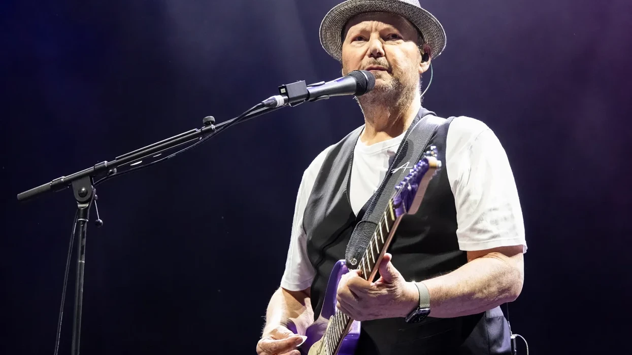 Christopher Cross Uses Canada Stage to Blast Trump, Jokes About Getting ‘Ejected’ From America