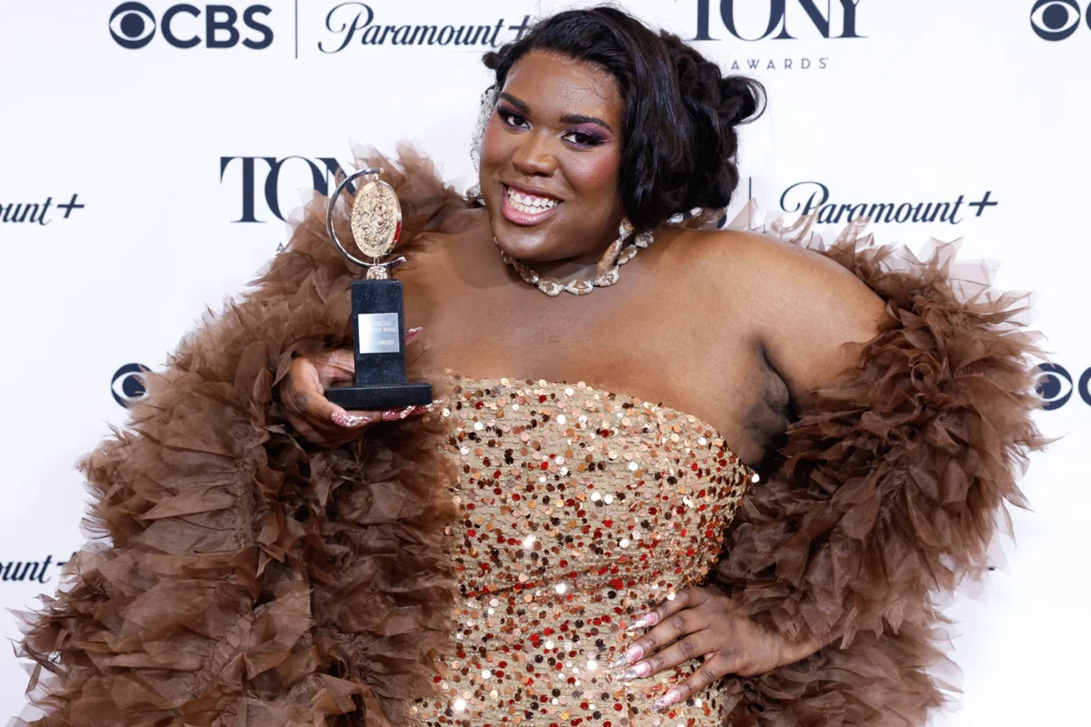 ‘Cats’ Costume Designer Qween Jean Becomes First Openly Trans Person to Win Tony Award