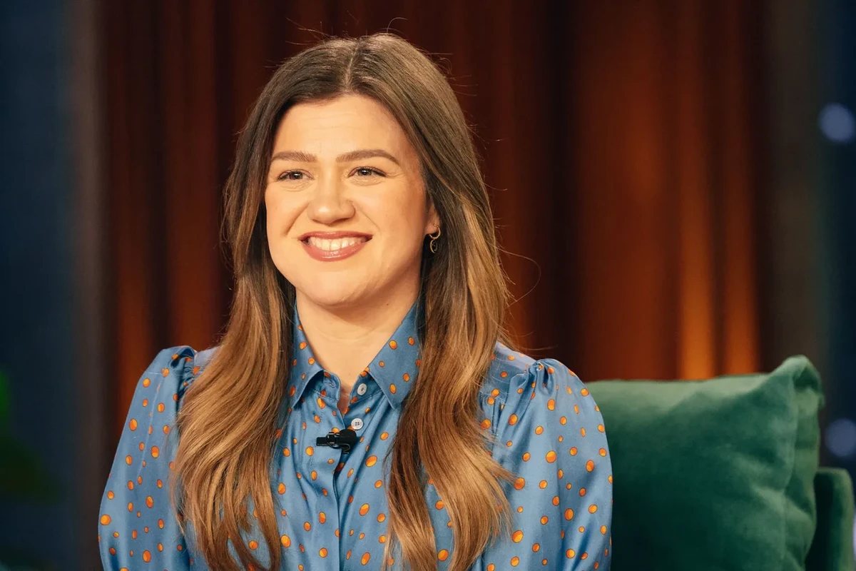 Shop Owner Says Kelly Clarkson ‘Used Her Fame to Try to Destroy Our Business’