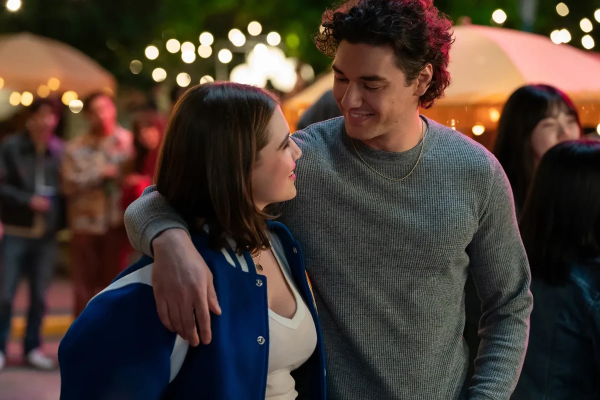 Inside ‘Off Campus,’ the Latest Hockey-Romance TV Hit
