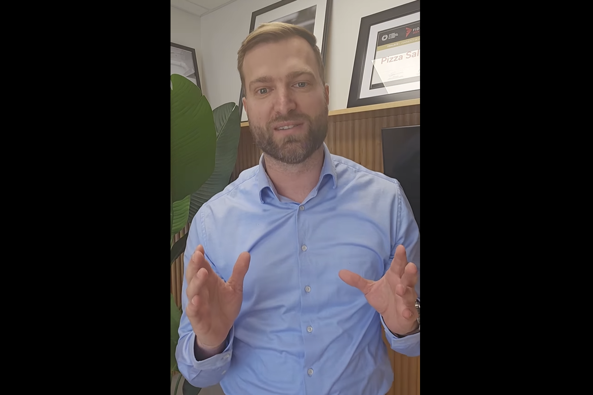 Au cœur d’une polémique sur le financement de la culture, Guillaume Jr. Abbatiello s’excuse