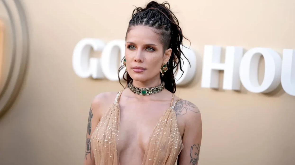 Halsey Tapped to Star in ‘Genre Mashing’ Horror Film ‘Replacer’