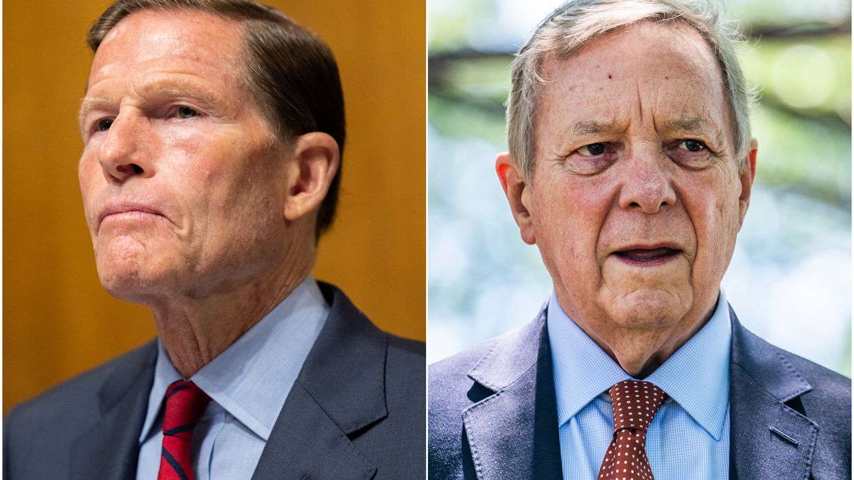 Senators Join House Dems in Call for Alito’s Recusal Amid Latest Flag Controversy