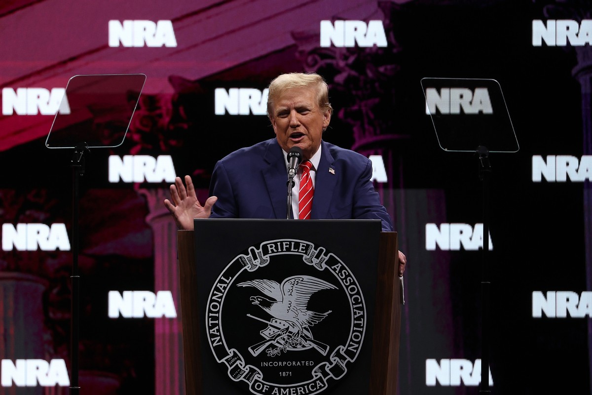 Trump Wants to Shape Legal System for ‘50 Years’ by Appointing Young Judges