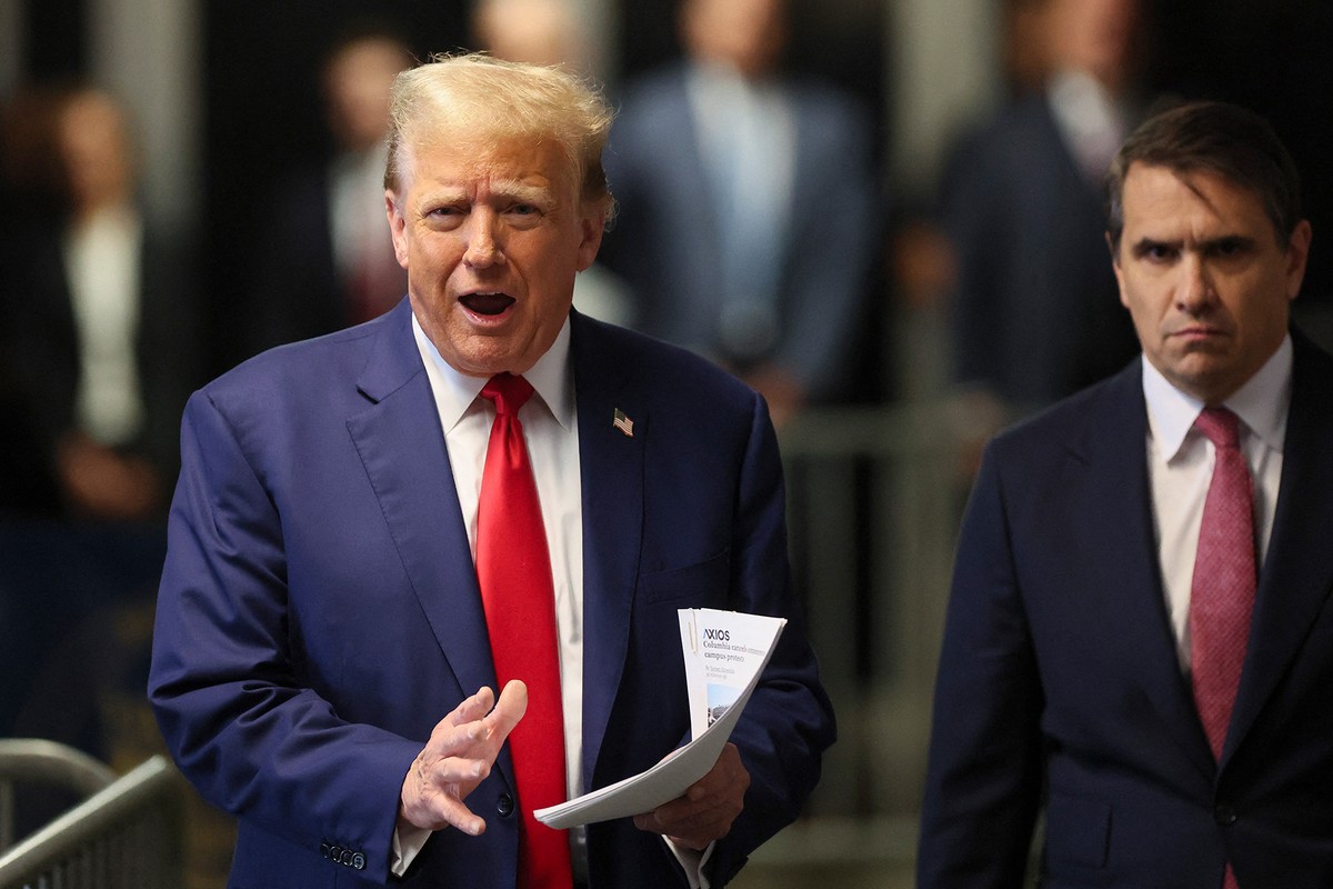 Trump Found in Contempt, Threatened With Jail for Violating Gag Order (Again)