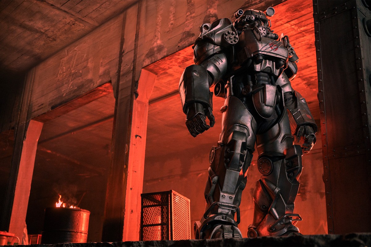 Flying iPhones, Break-Dancing Knights, and $10,000 Worth of Corn: How ‘Fallout’ Came To Life on TV