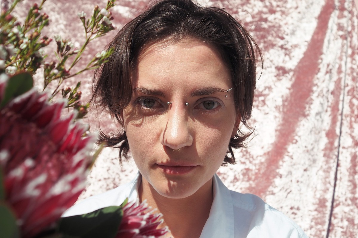 Rosie Tucker Will Make You Fall In Love With Hating the Internet All Over Again