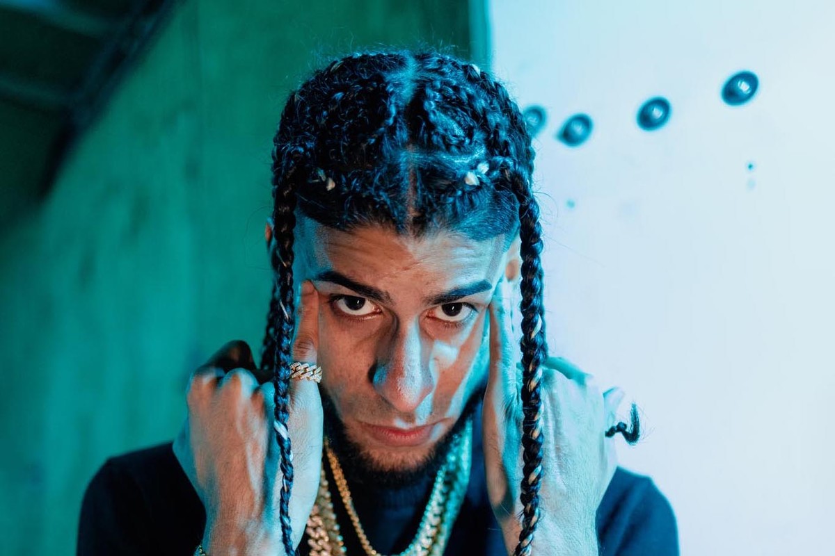 Yovngchimi’s Dizzying Ascent to the Top of Latin Trap