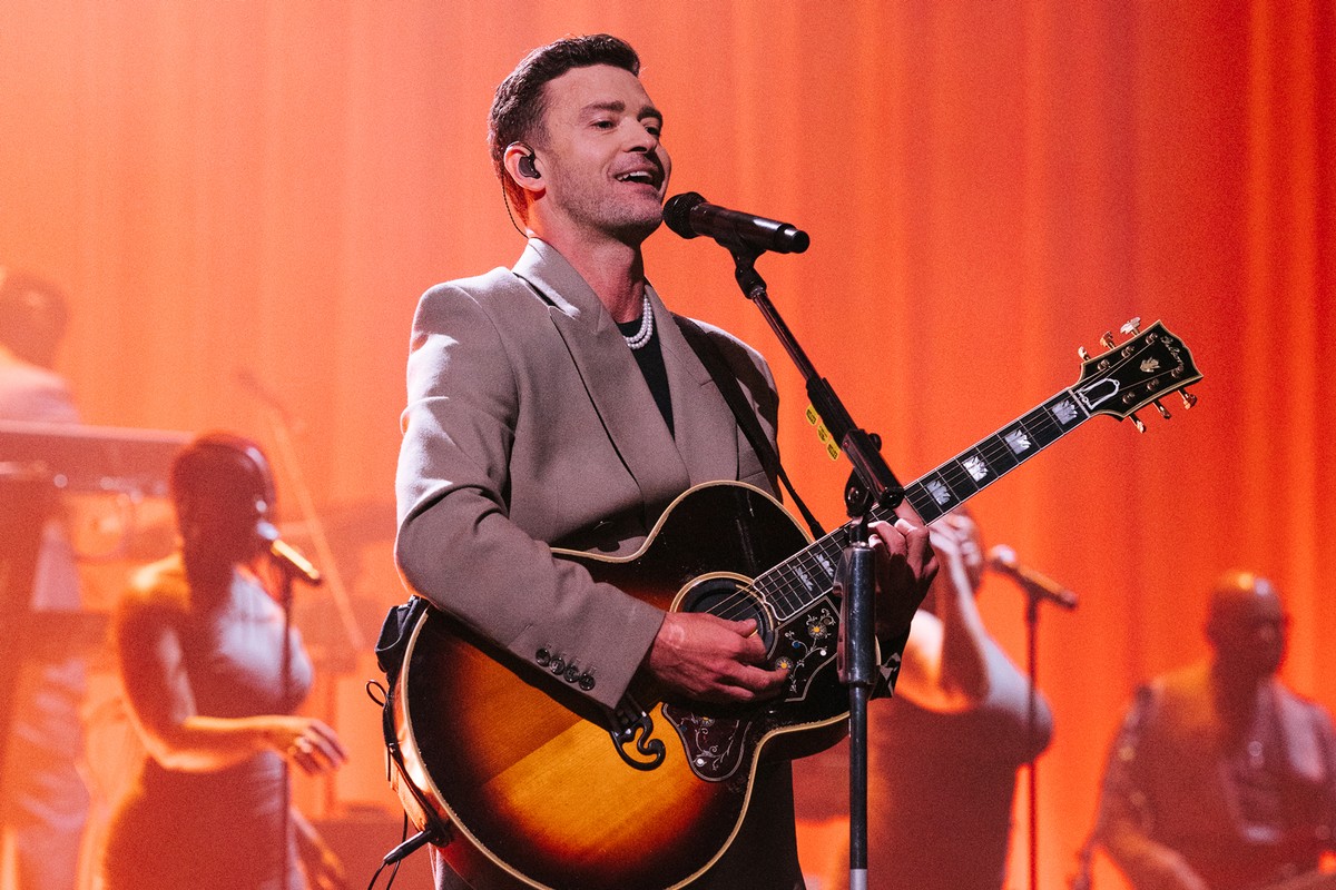 Justin Timberlake Debuts New ‘NSync Track ‘Paradise’ and Performs With Coco Jones at Los Angeles Show