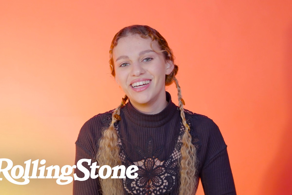 Why Elyanna Set Her Palestinian and Chilean Culture at the Forefront of Her Upcoming Debut Album