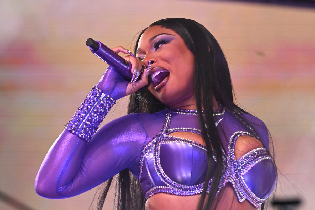 Megan Thee Stallion Rings in 2024 With Medley of Hits at ‘New Year’s Rockin’ Eve’