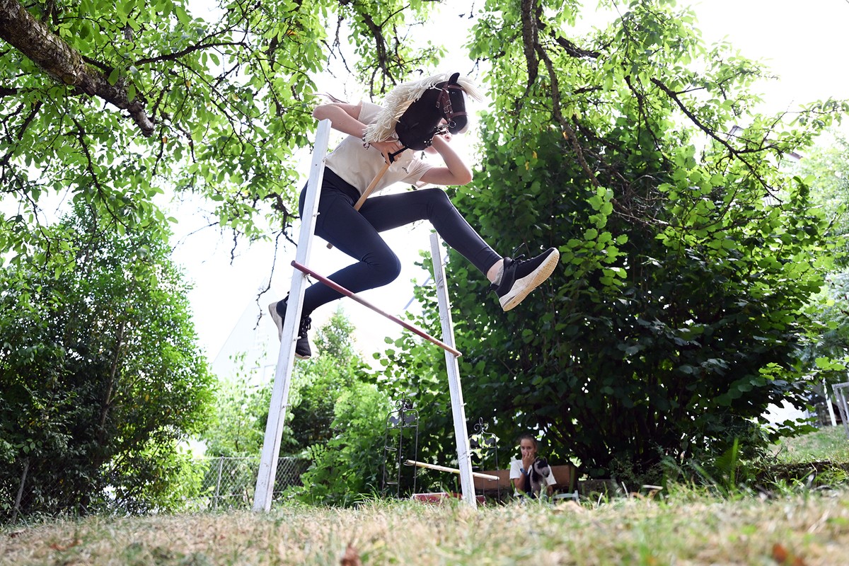 A Hobbyhorsing Influencer Explains the Joy of Her Misunderstood Sport