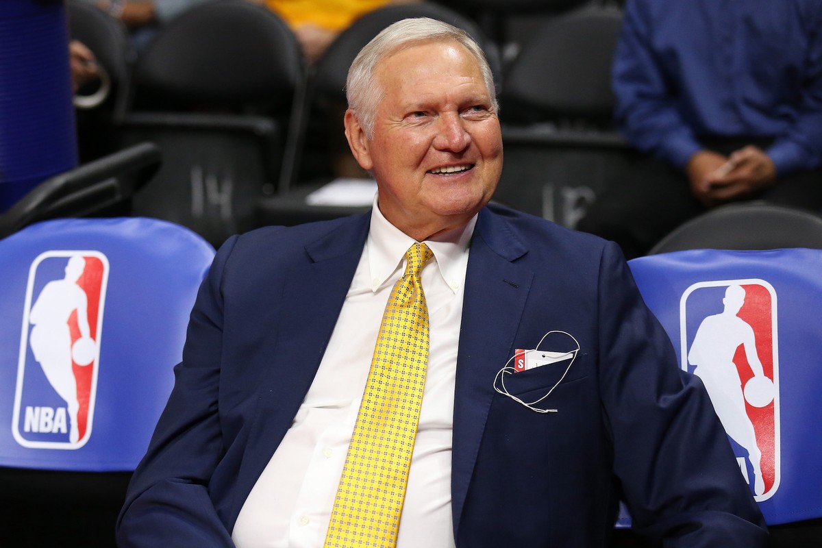 Jerry West, Los Angeles Lakers Legend Who Became ‘the Logo’ of the NBA, Dead at 86
