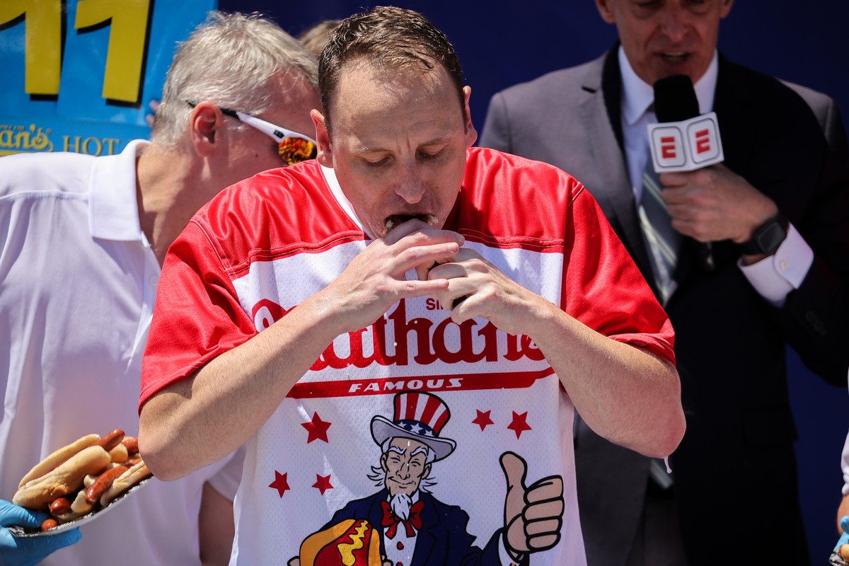 Wiener Wars: Joey Chestnut Banned From Nathan’s Hot Dog Eating Contest Over Glizzy Grievances