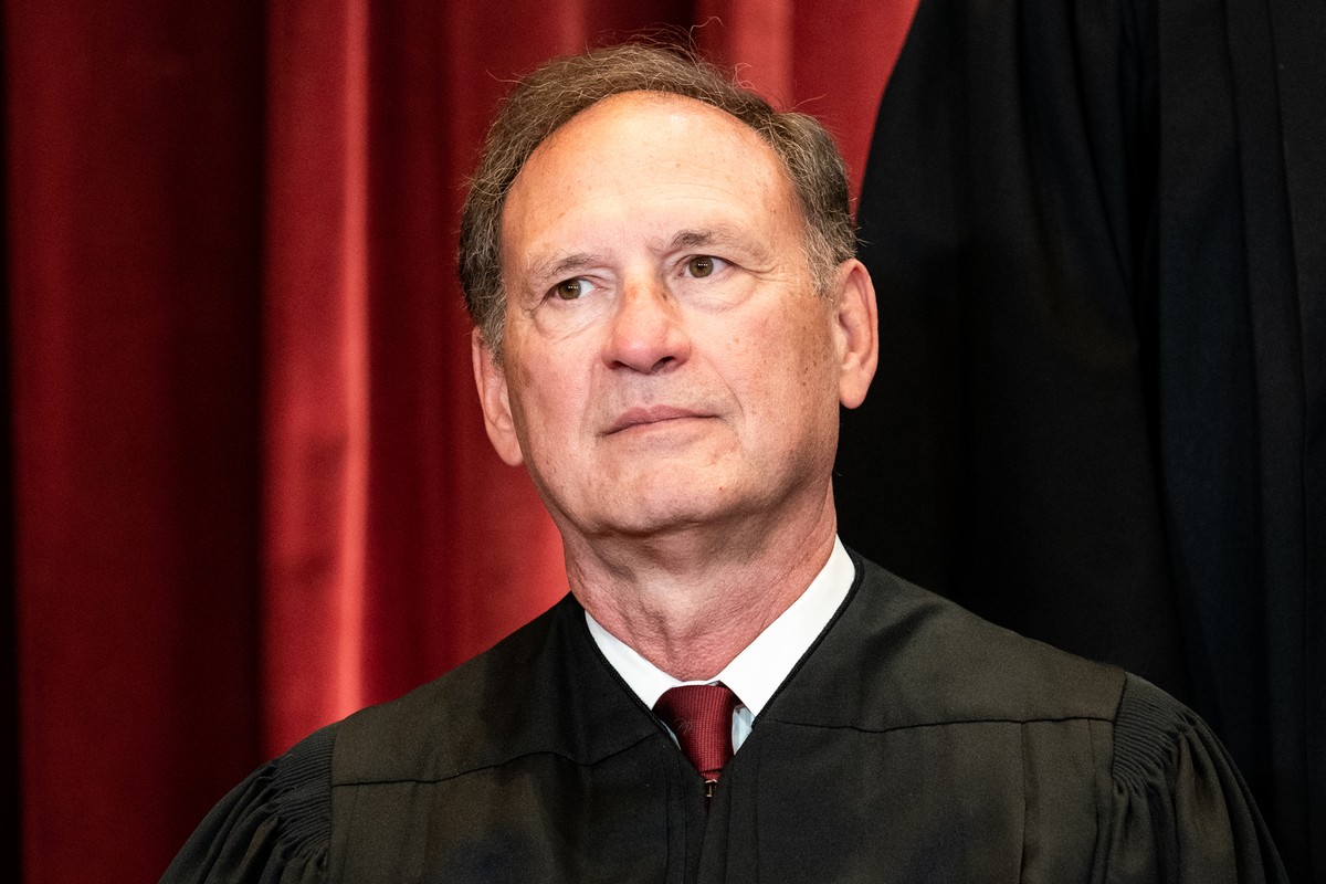 Justice Alito Caught on Tape Discussing How Battle for America ‘Can’t Be Compromised’