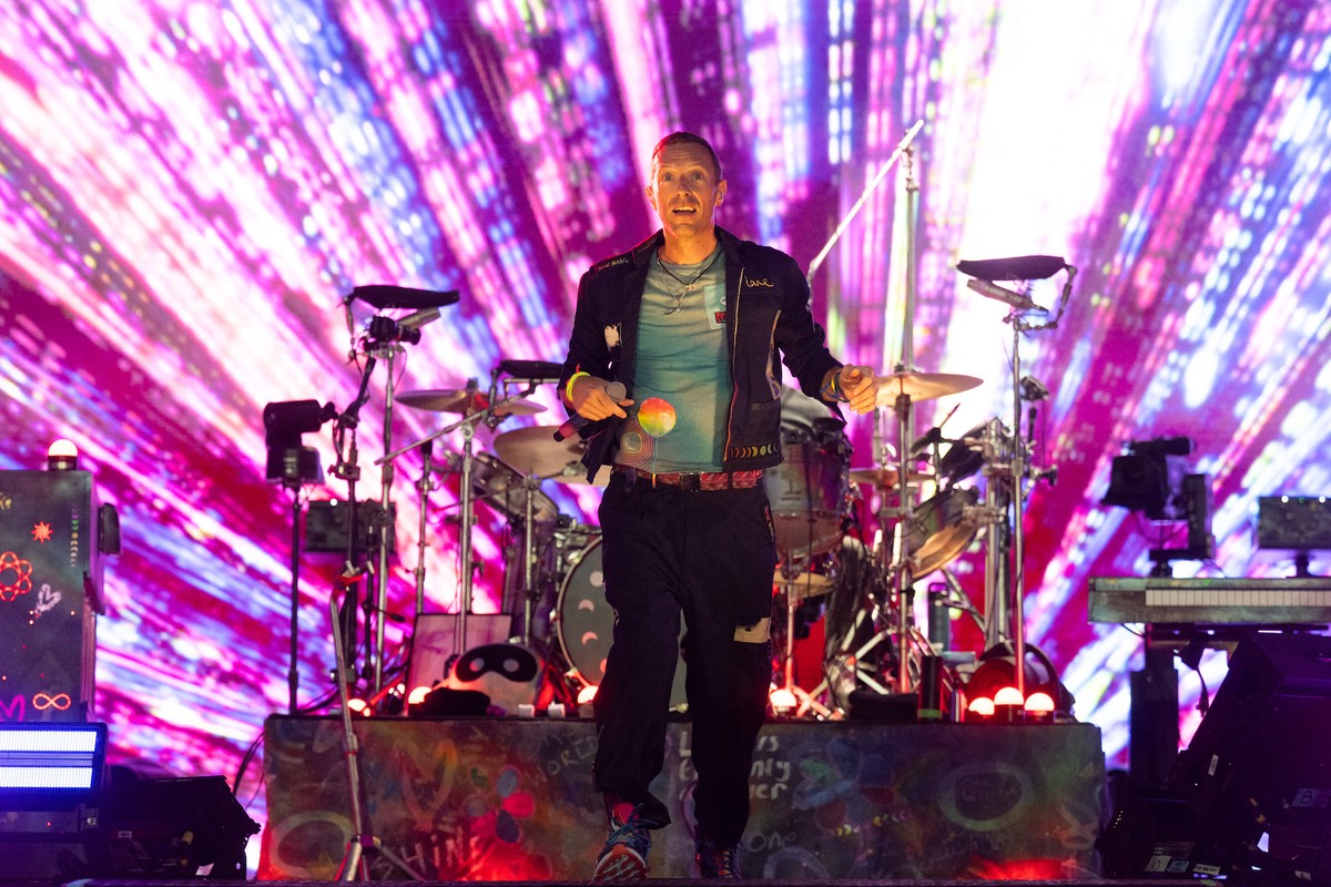 Coldplay’s Record-Breaking Glastonbury Headlining Set Was Brilliant and Bizarre at Once