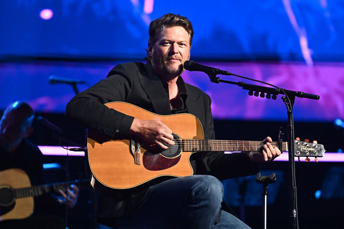 Blake Shelton to ‘Bring Honky-Tonk Neon’ to Las Vegas Residency