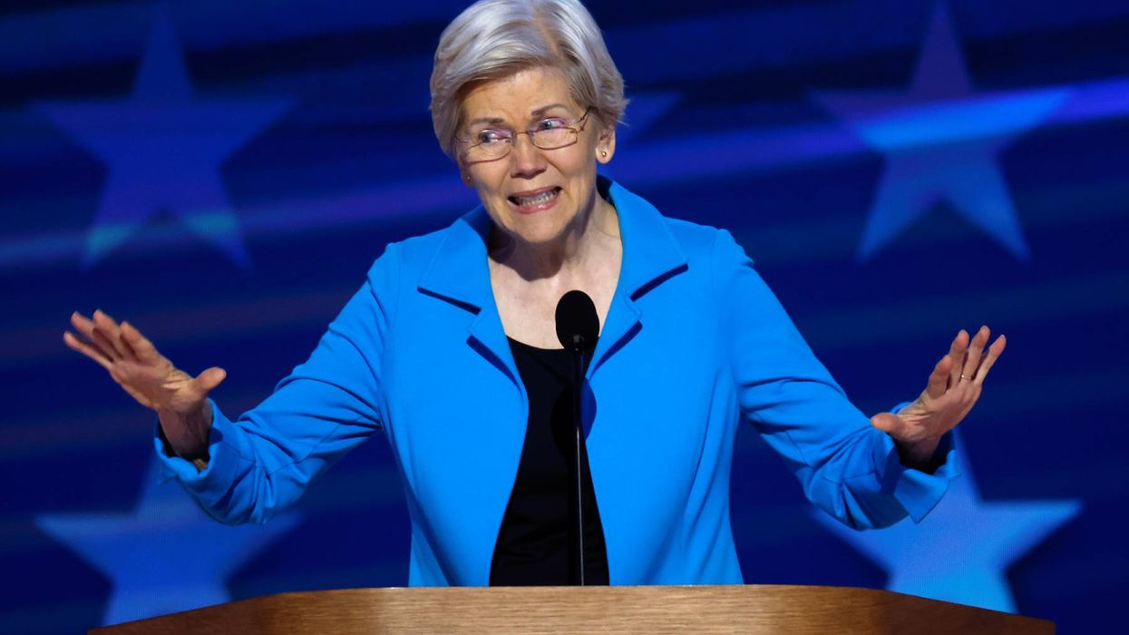 Elizabeth Warren Trolls Trump and Vance: ‘I Wouldn’t Trust Them to Move My Couch’