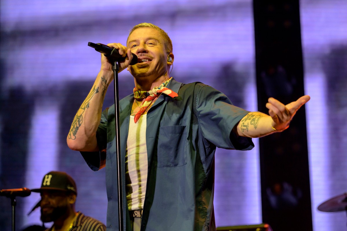 Slovakian Woman Goes From Singing With Macklemore to Behind Bars in Bizarre Turn of Events