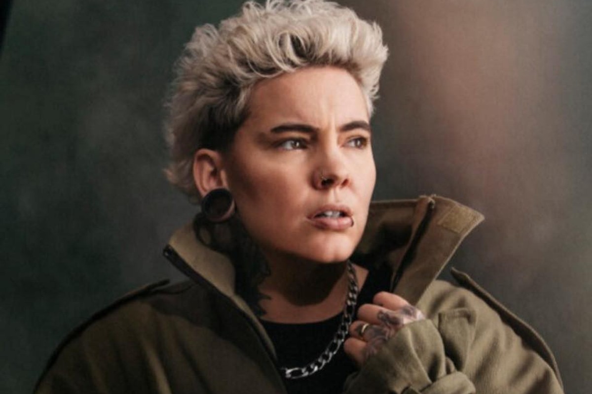 Roxane Bruneau dévoile un nouveau single et annonce un spectacle à Vancouver