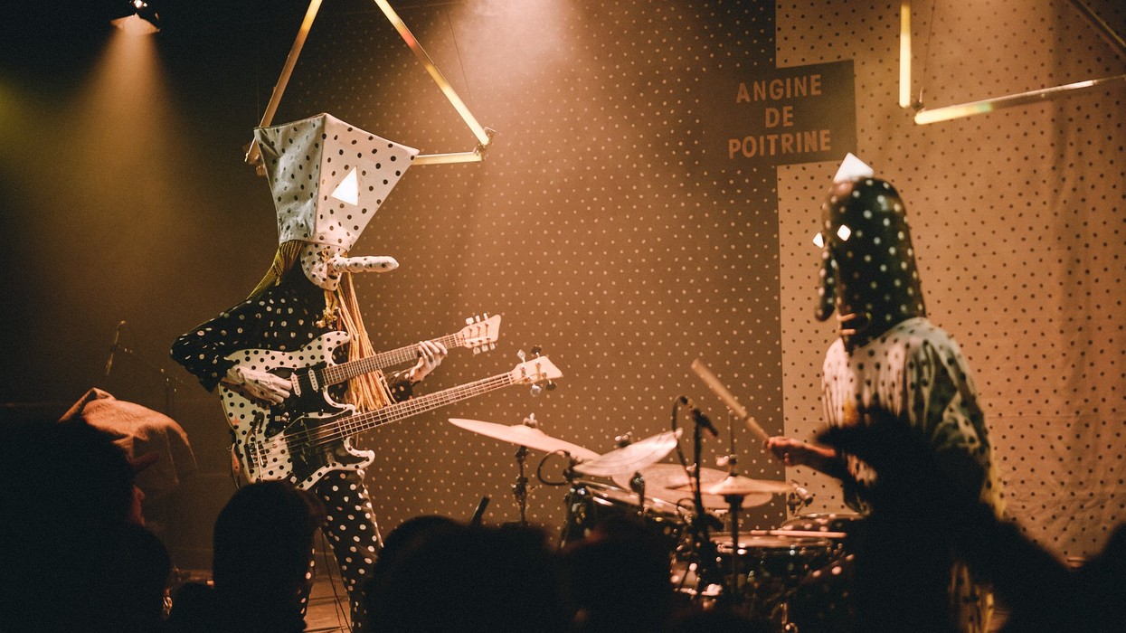 Angine de Poitrine add new Canadian dates to sprawling 2026 tour