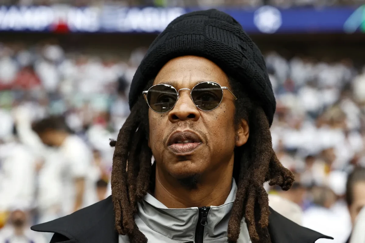L'avocat de Jay-Z déclare que la plainte pour viol est trop vieille pour être poursuivie