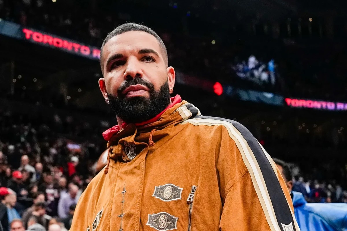 Drake poursuit Universal pour diffamation, en lien avec «Not Like Us»