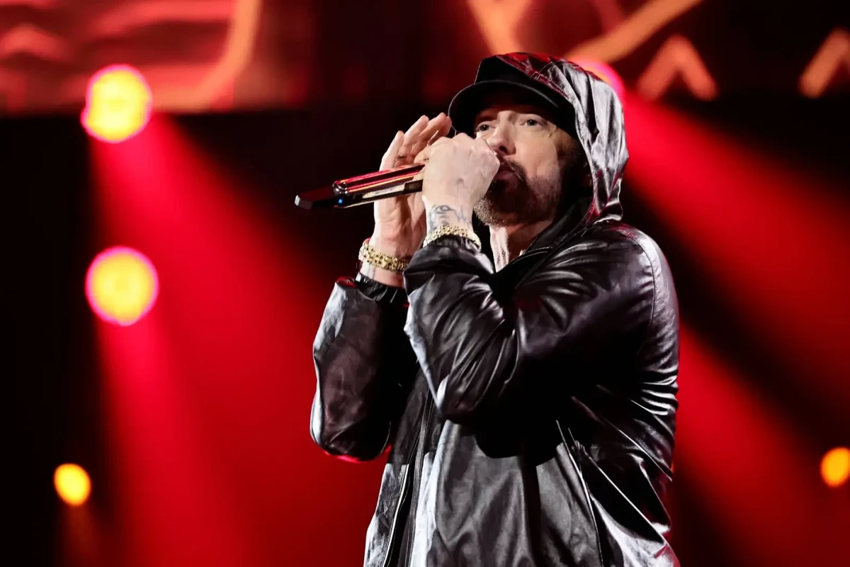 Un ancien employé d'Eminem accusé de vendre des chansons inédites