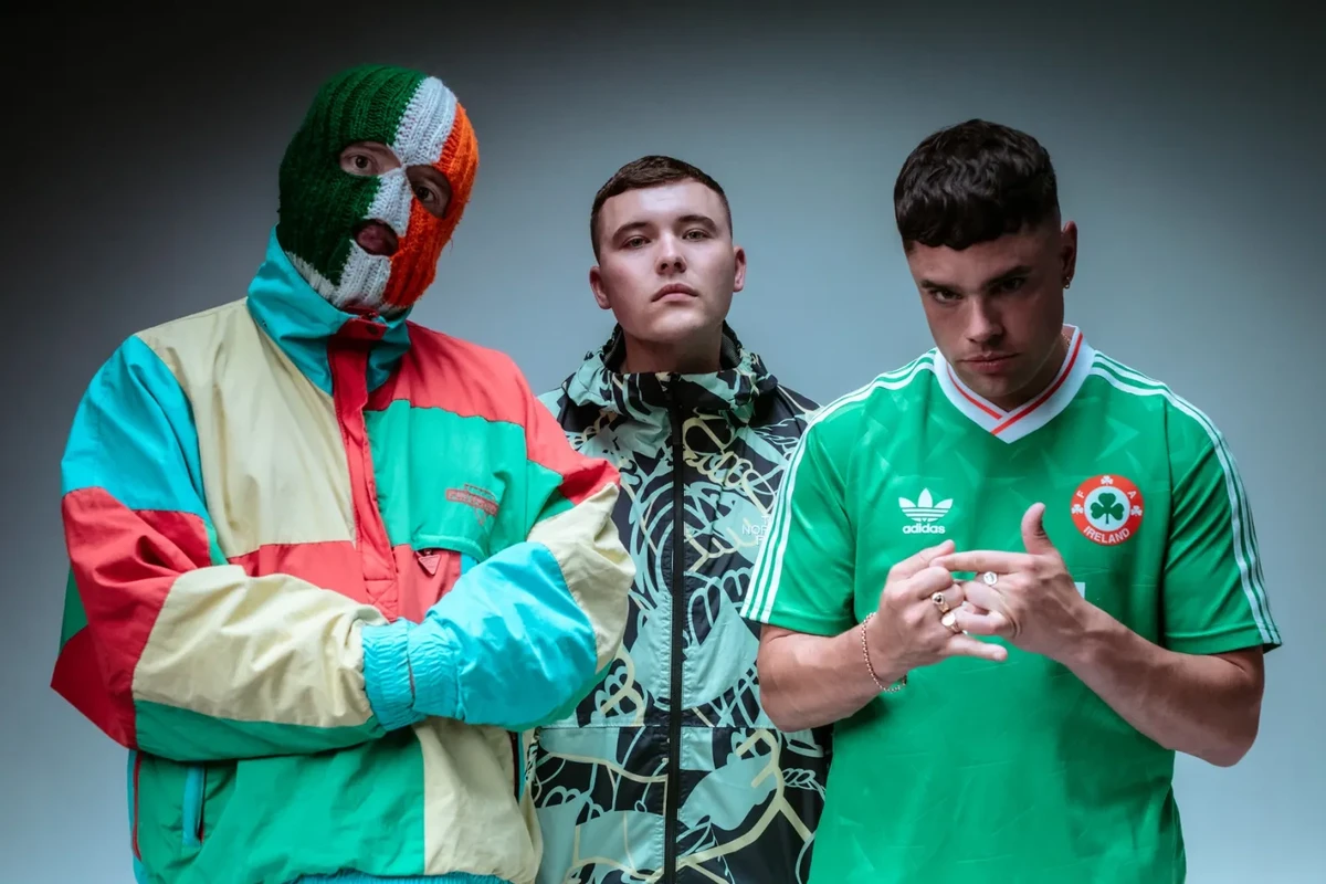 Techniquement, un seul des membres de Kneecap est interdit d'entrée au Canada