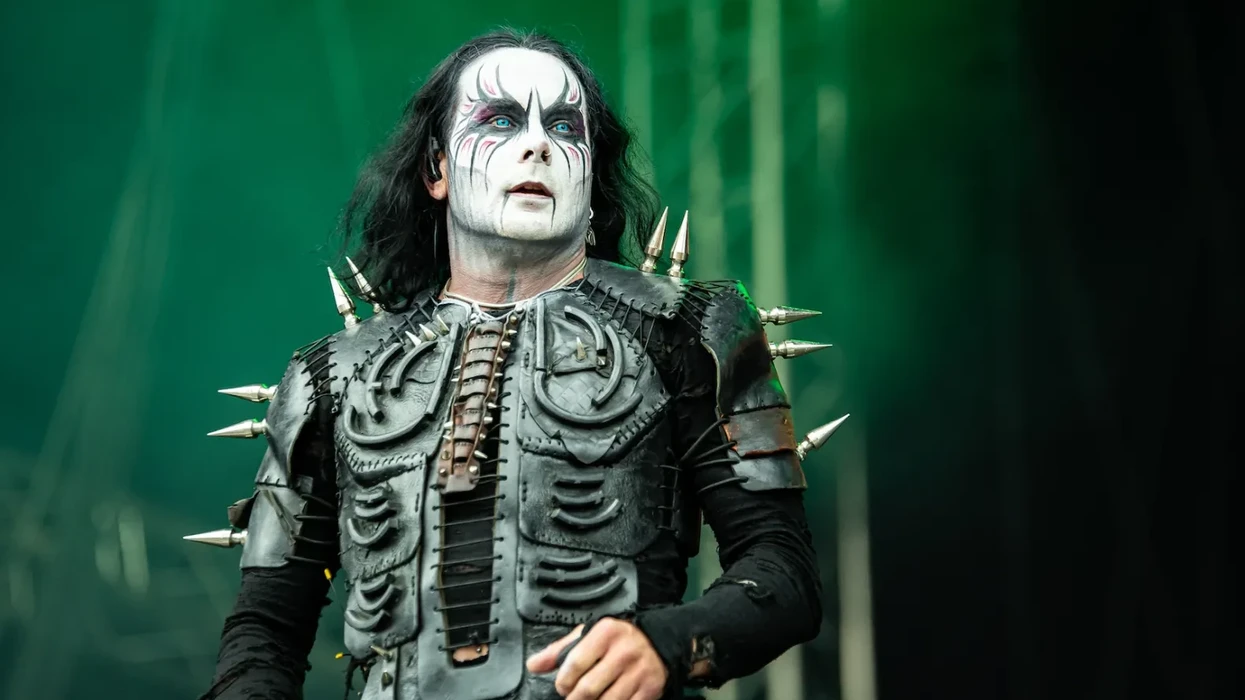 Dani Filth répond aux accusations et à l'exode de Cradle of Filth