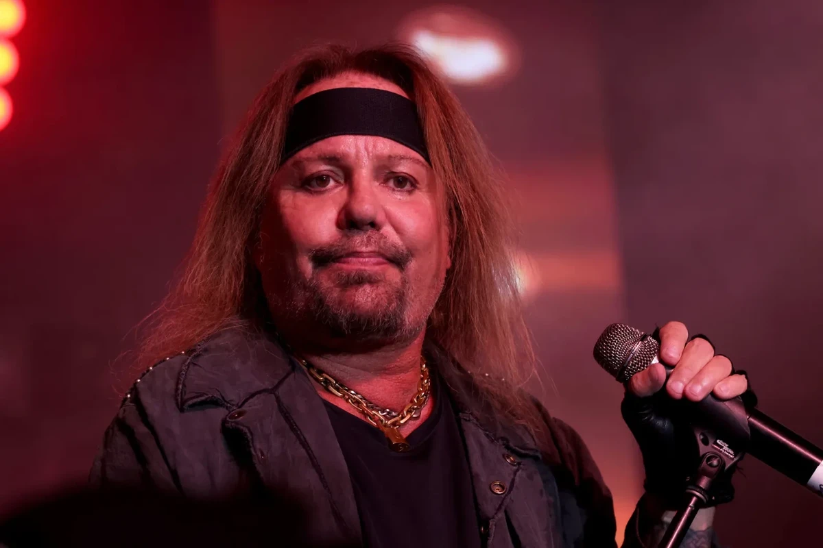 Vince Neil confie avoir subi quatre AVCs