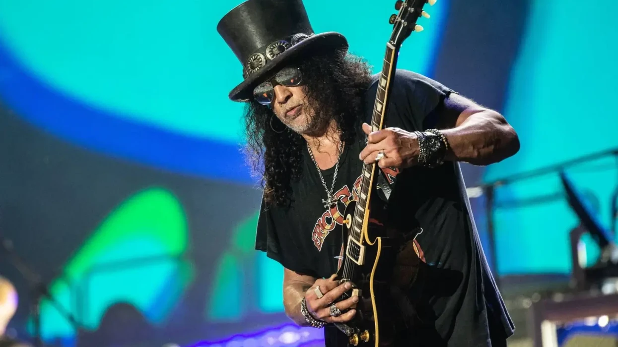 Slash dit qu'un nouvel album de Guns N' Roses «s'en vient»