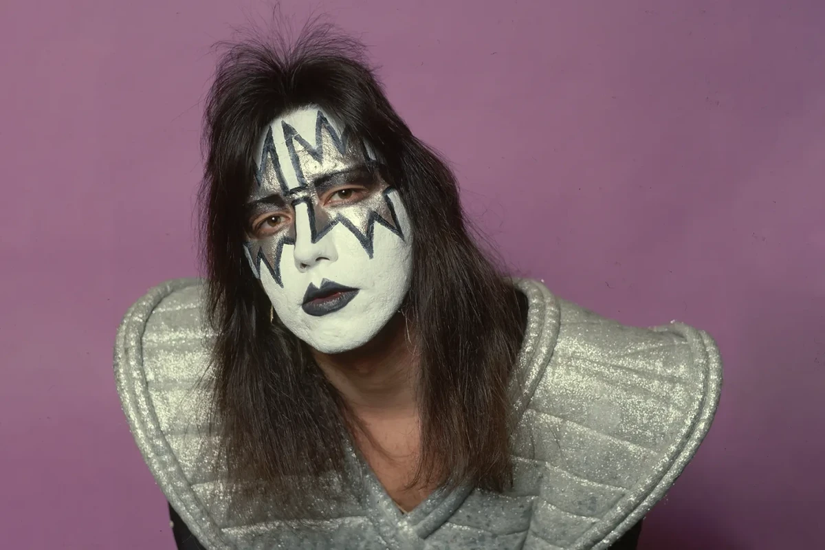 Ace Frehley, guitariste de KISS, est décédé à l'âge de 74 ans