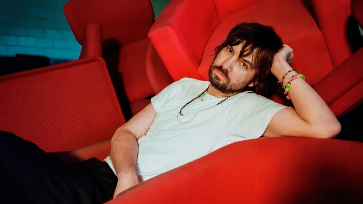 Tame Impala danse dans le noir