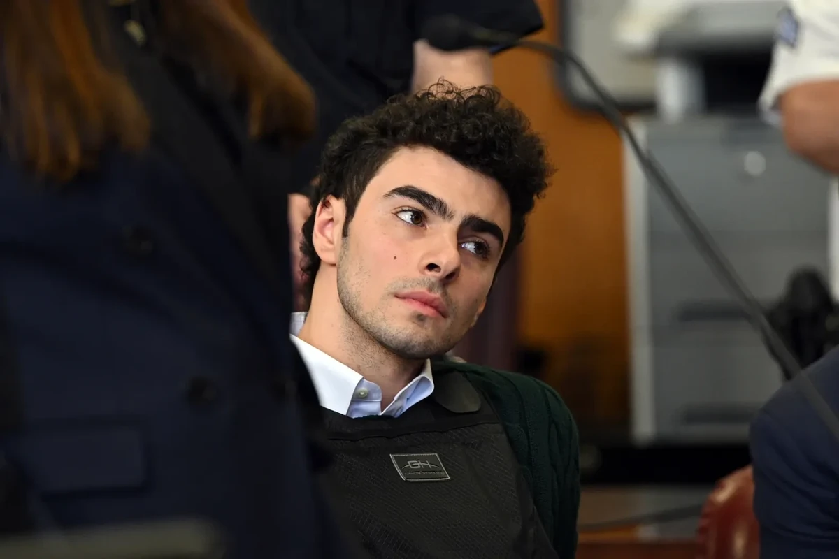 Luigi Mangione révèle ce qu'il écoute en prison