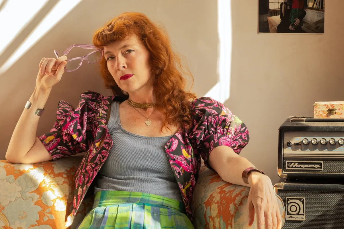 Melissa Auf der Maur publiera une autobiographie