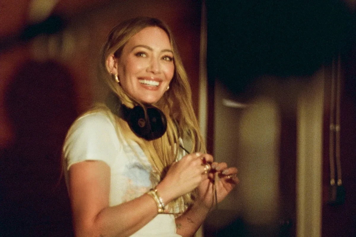 Hilary Duff annonce «Mature», son premier nouveau single en 10 ans