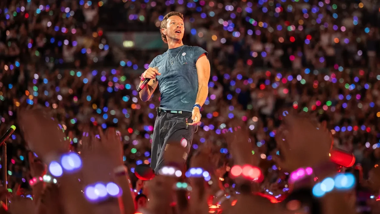 «Kiss cam» de Coldplay: la directrice RH impliquée avec le PDG brise le silence