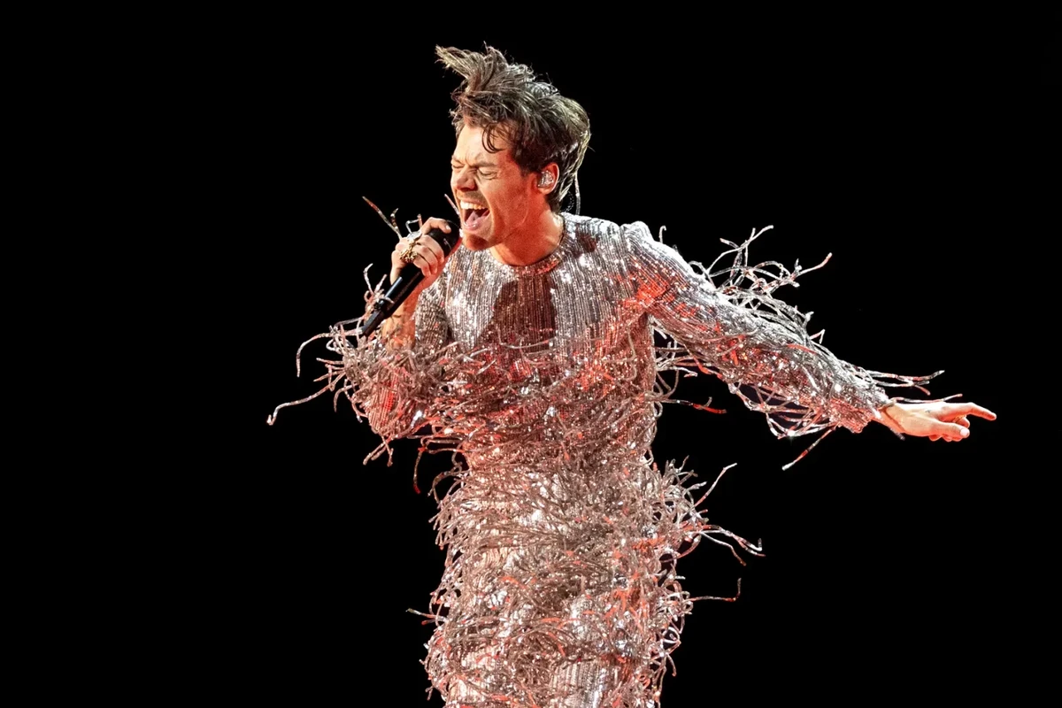 Harry Styles Is Bringing ‘Kiss All the Time. Disco, Occasionally’ on 2026 Global Residency Tour