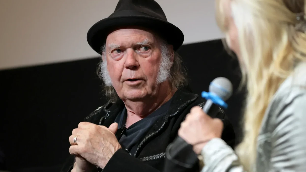 Neil Young Trashes Amazon, Gives His Complete Musical Catalog to Greenland for Free