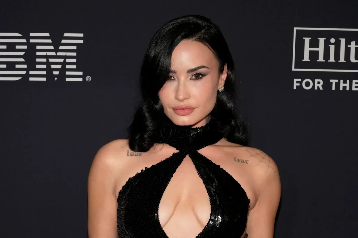 Demi Lovato Says It Was ‘Challenging’ Growing Up on Disney Channel Alongside Miley Cyrus, Selena Gomez