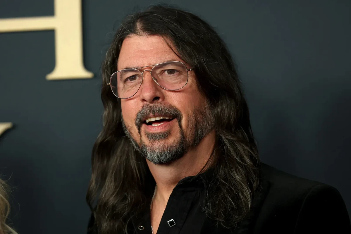 Dave Grohl Addresses Infidelity, Says He Goes to Therapy ‘Six Days a Week’