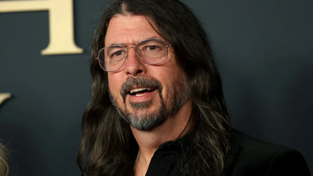 Dave Grohl Addresses Infidelity, Says He Goes to Therapy ‘Six Days a Week’