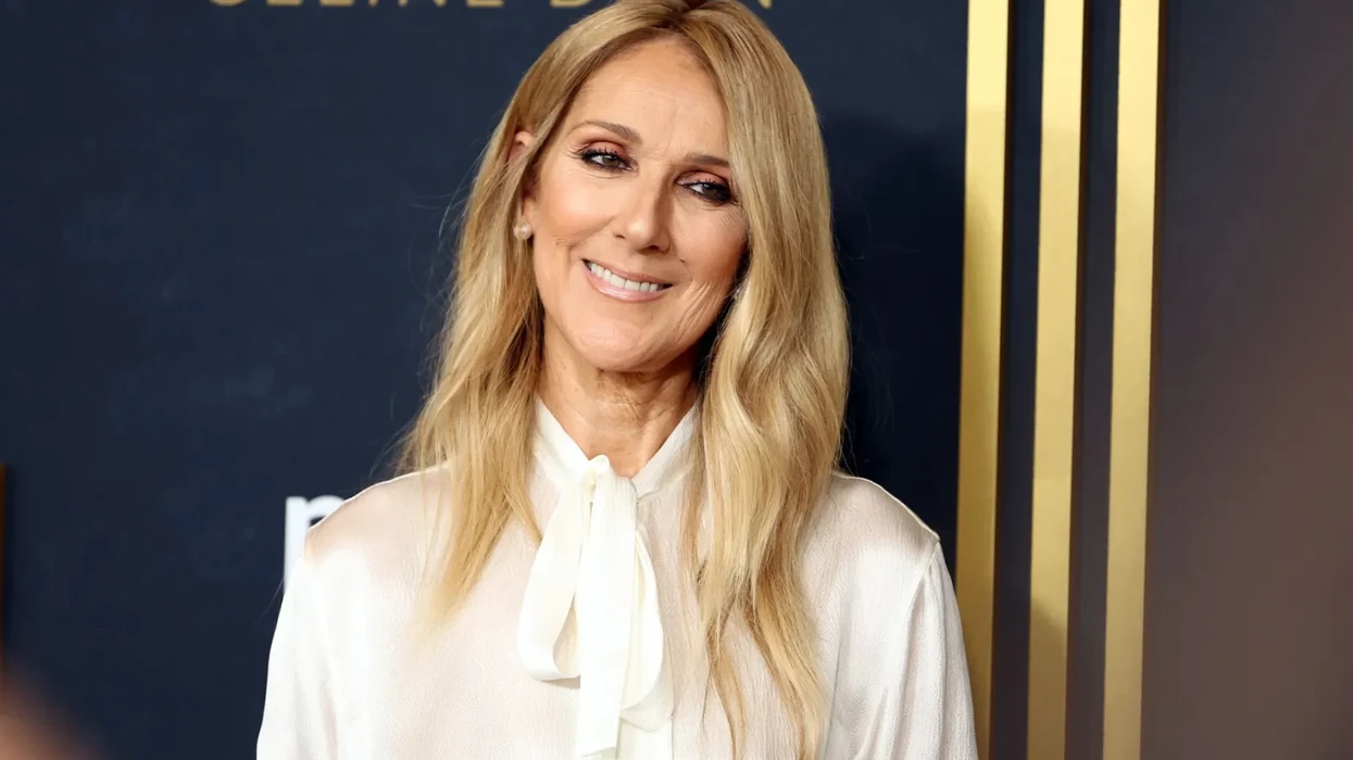 Des affiches de Céline Dion apparaissent à Paris et ravivent les rumeurs d’un concert