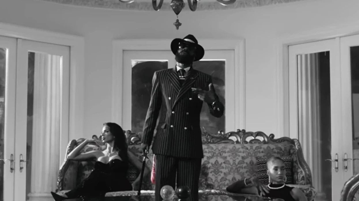 Snoop Dogg Is a West Coast Gangster in His ‘Stop Counting My Poccets’ Video