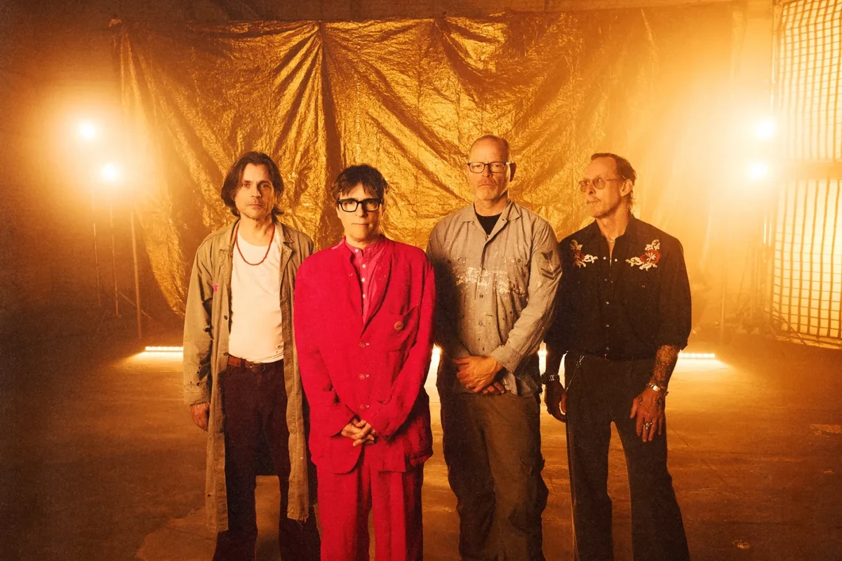 Weezer’s 20th Album Is Good as Gold