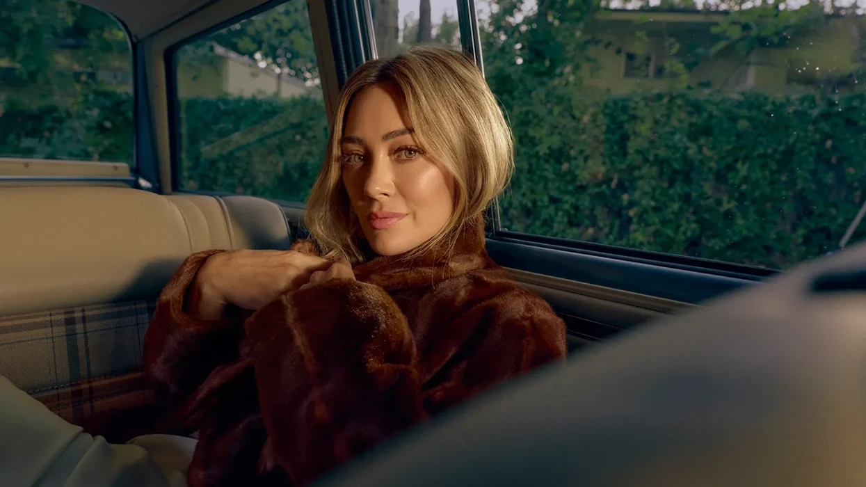 Season’s Greetings! Hilary Duff Is Releasing a Holiday EP